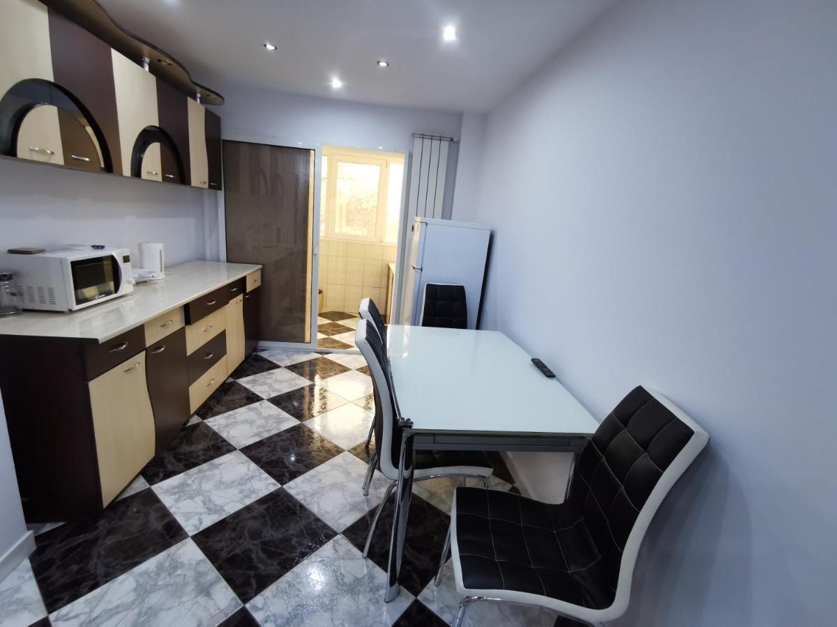 Feelhome Apartment Călimăneşti Extérieur photo